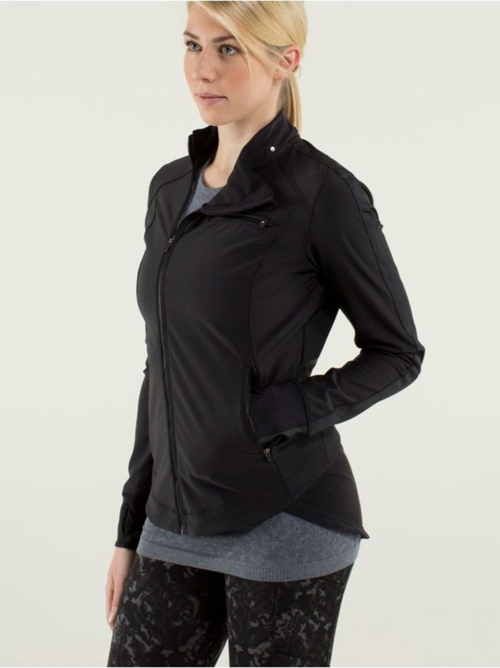 🍋 Lululemon Keep It Up Jacket